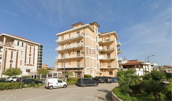 appartamento in vendita ad Eboli in zona Santa Cecilia