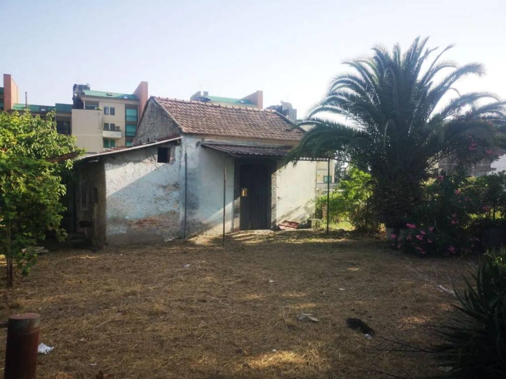 casa indipendente in vendita ad Eboli