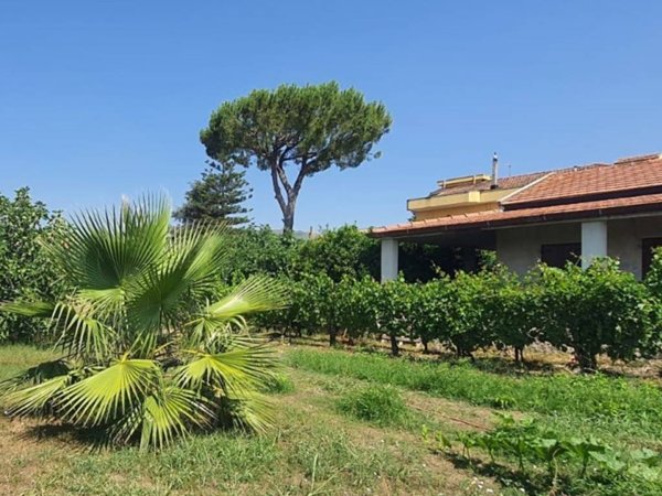 appartamento in vendita ad Eboli