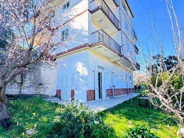 casa indipendente in vendita ad Eboli