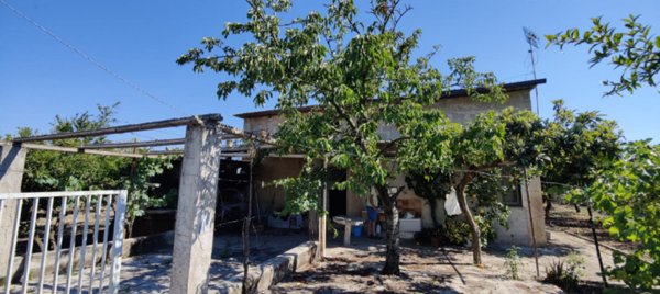 casa indipendente in vendita ad Eboli