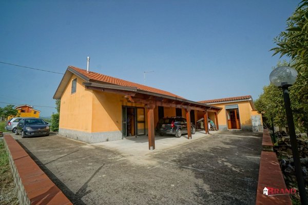 appartamento in vendita ad Eboli in zona Prato