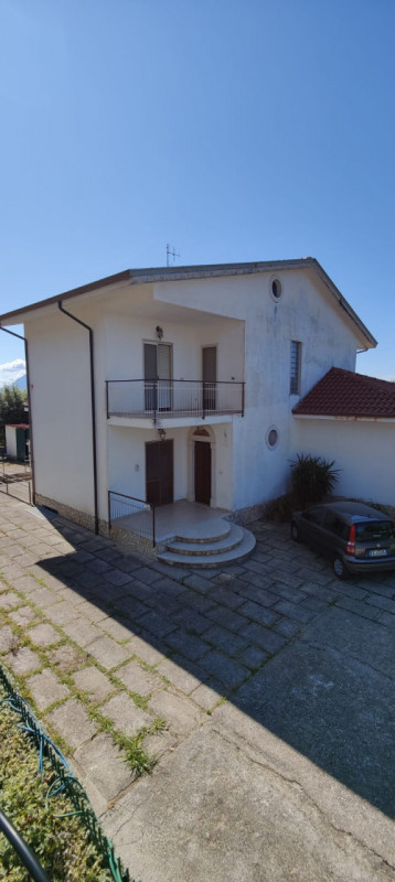 casa indipendente in vendita ad Eboli