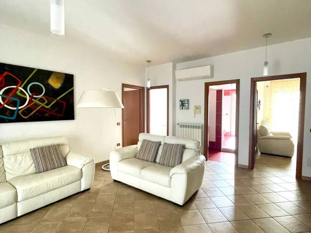 appartamento in vendita ad Eboli