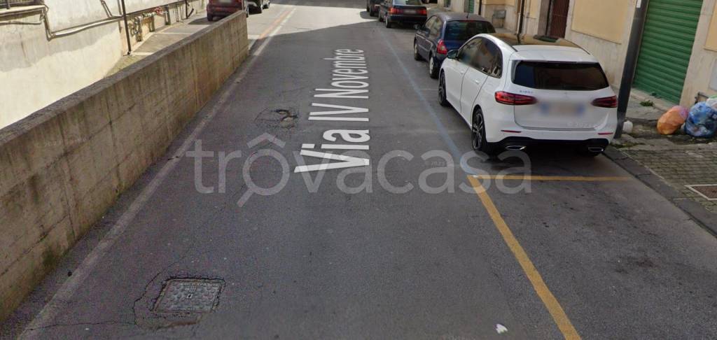 negozio in vendita ad Eboli