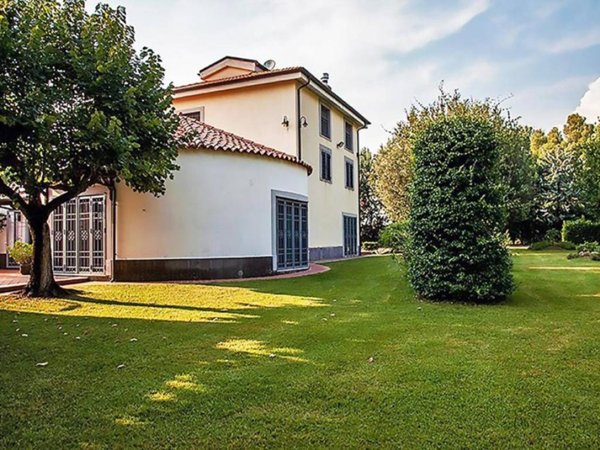 casa indipendente in vendita ad Eboli