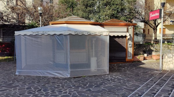 negozio in vendita ad Eboli