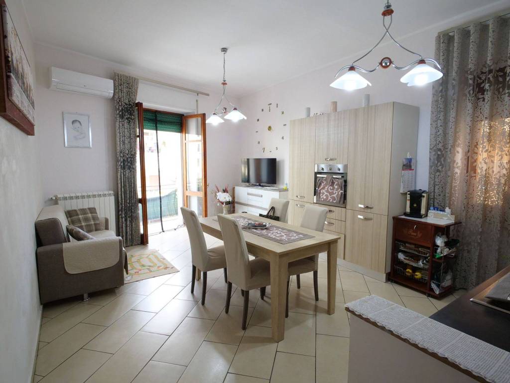 appartamento in vendita ad Eboli