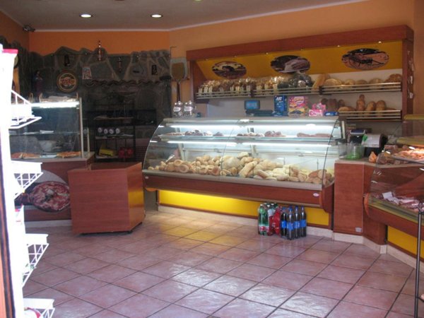 negozio in vendita ad Eboli