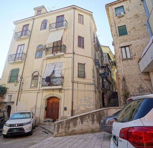 appartamento in vendita ad Eboli