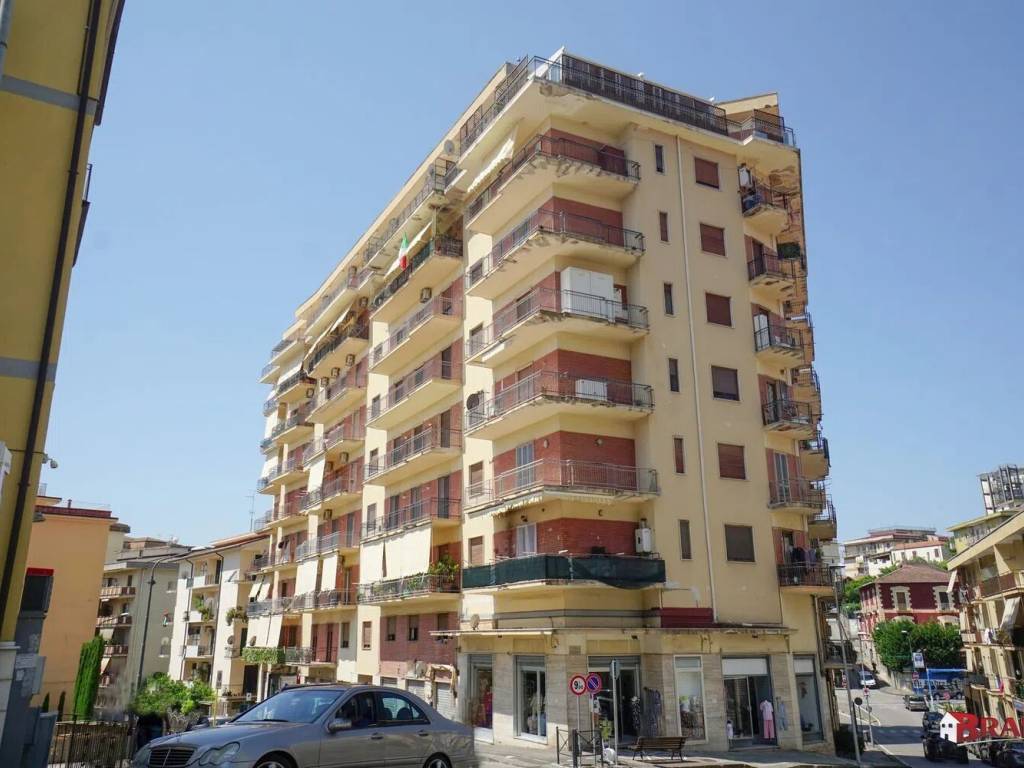appartamento in vendita ad Eboli