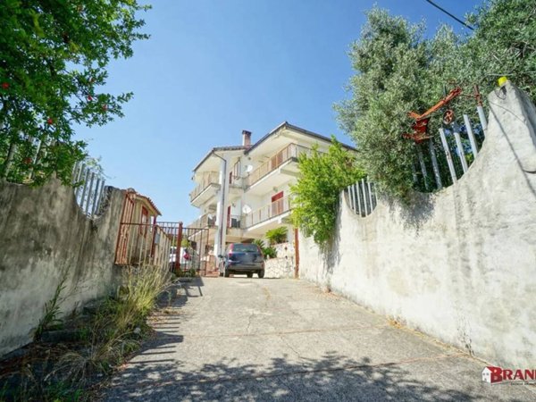 casa indipendente in vendita ad Eboli