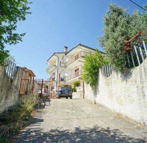 casa indipendente in vendita ad Eboli