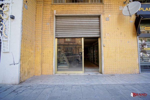 locale commerciale in vendita ad Eboli