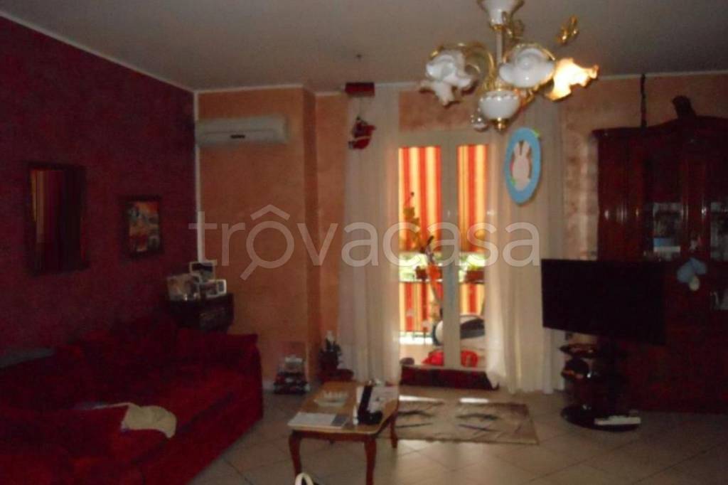 appartamento in vendita ad Eboli in zona Santa Cecilia