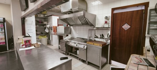 negozio in vendita ad Eboli