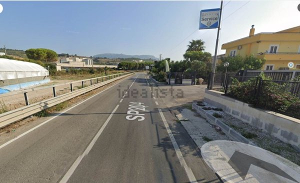 locale commerciale in vendita ad Eboli