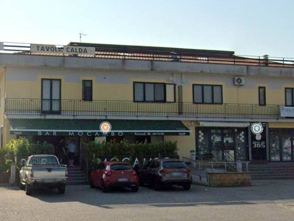 locale commerciale in vendita ad Eboli
