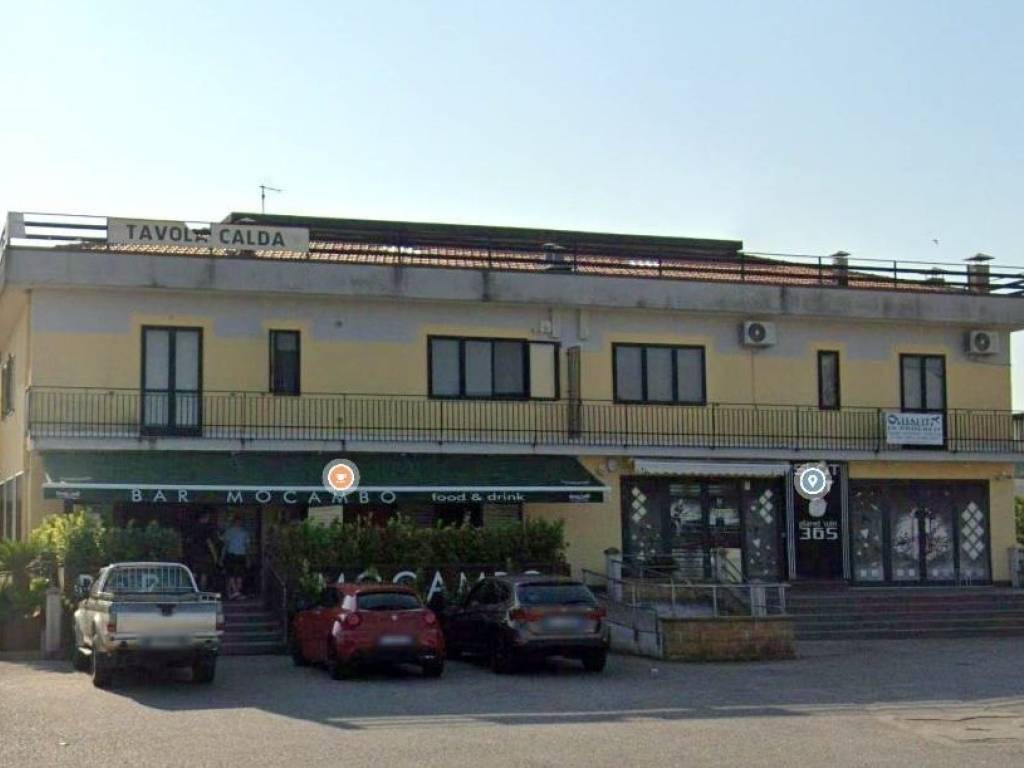 locale commerciale in vendita ad Eboli