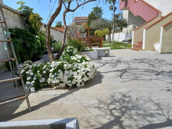 casa indipendente in vendita ad Eboli