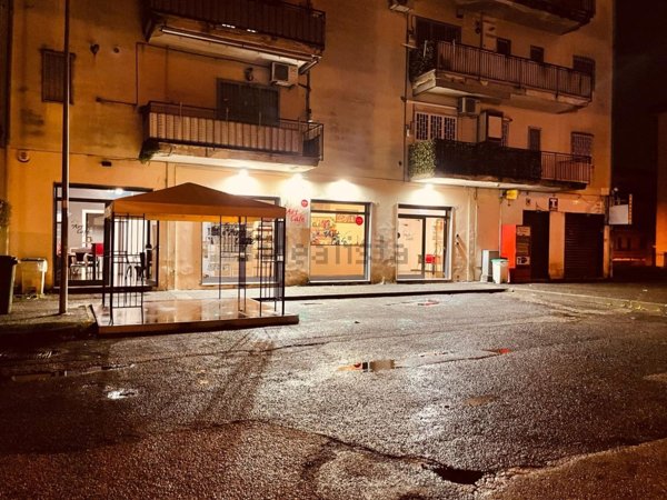 locale commerciale in vendita ad Eboli