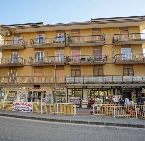 appartamento in vendita ad Eboli