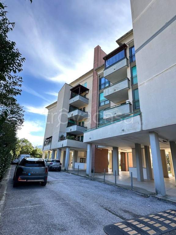 appartamento in vendita ad Eboli