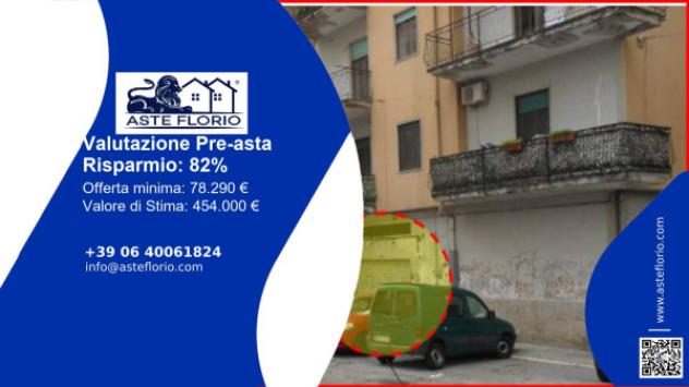 negozio in vendita ad Eboli