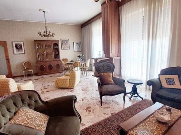 appartamento in vendita ad Eboli