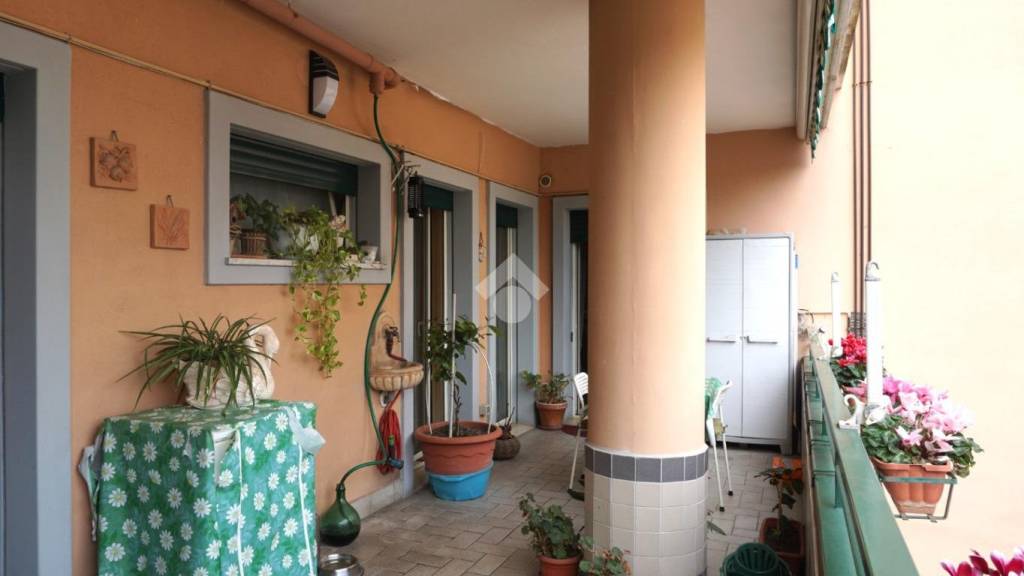 appartamento in vendita ad Eboli in zona Santa Cecilia