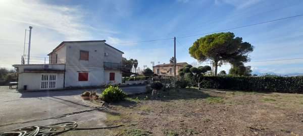 casa indipendente in vendita ad Eboli