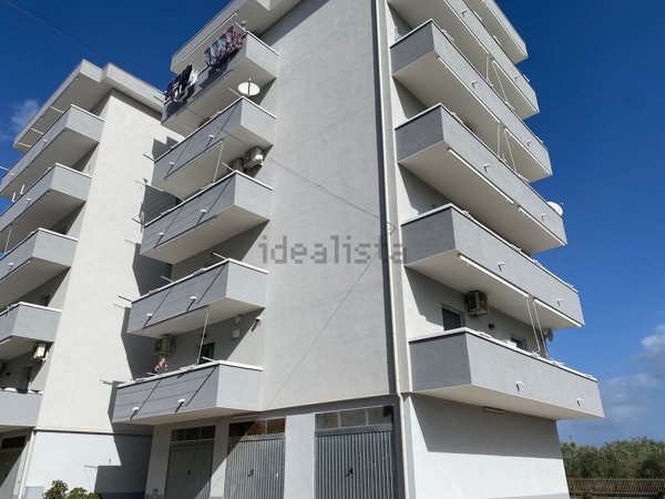appartamento in vendita ad Eboli in zona Santa Cecilia