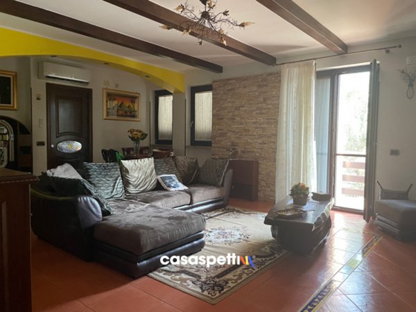 appartamento in vendita ad Eboli in zona Boscariello