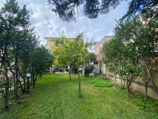 casa indipendente in vendita ad Eboli