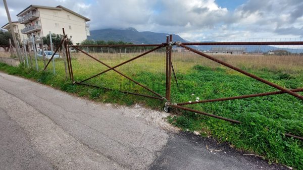 terreno in vendita ad Eboli in zona Sant'Andrea