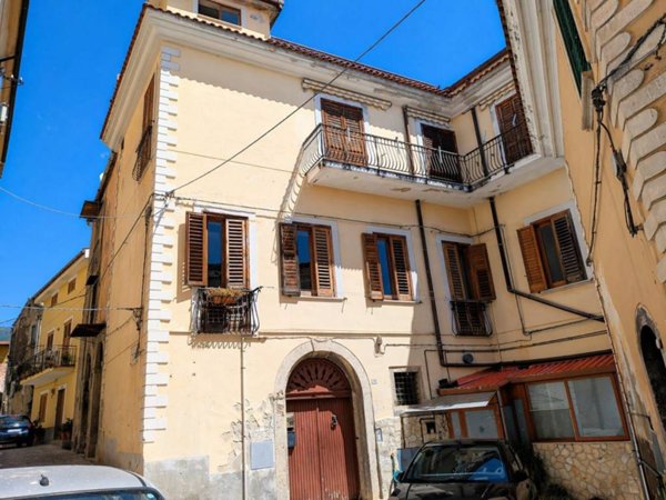 appartamento in vendita ad Eboli