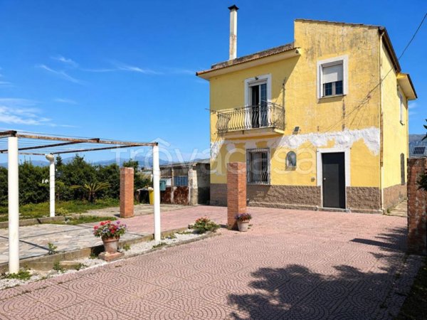 casa indipendente in vendita ad Eboli