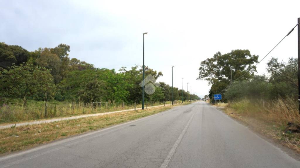 terreno agricolo in vendita ad Eboli in zona Campolongo