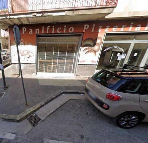 negozio in vendita ad Eboli