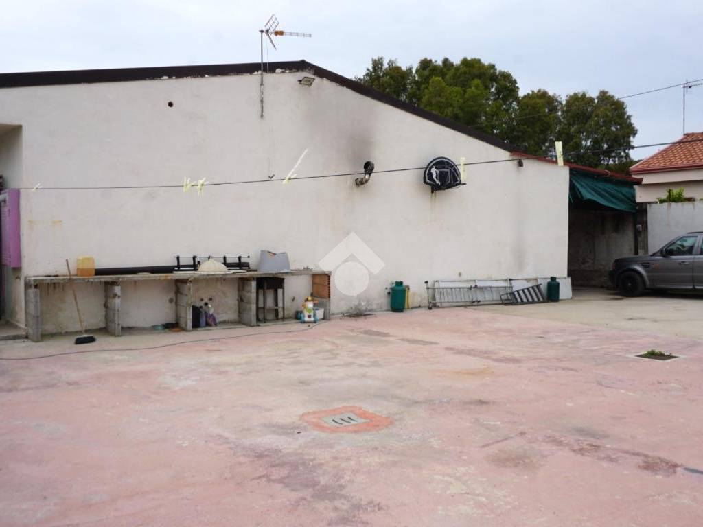 casa indipendente in vendita ad Eboli