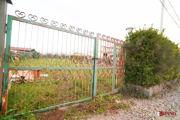 terreno agricolo in vendita ad Eboli in zona Corno d'Oro