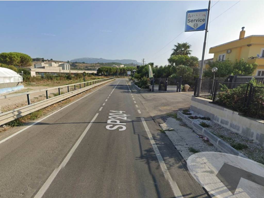 negozio in vendita ad Eboli in zona Corno d'Oro