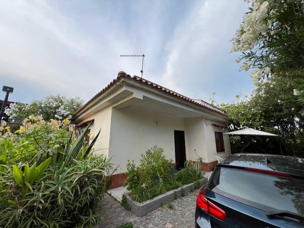 casa indipendente in vendita ad Eboli
