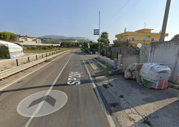 locale commerciale in vendita ad Eboli
