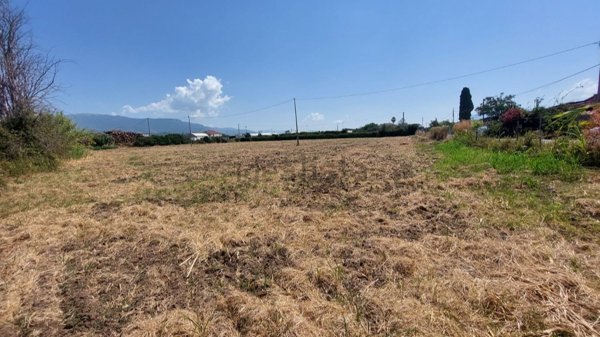 terreno in vendita ad Eboli in zona Corno d'Oro