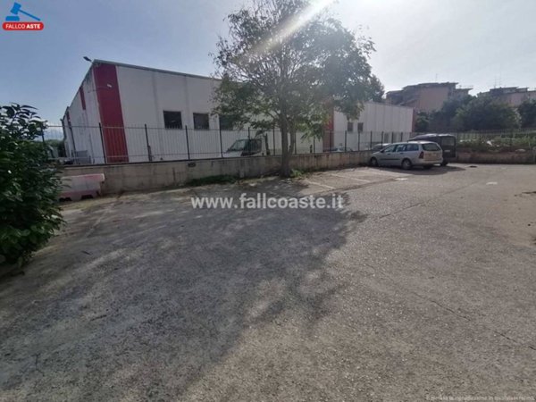 box auto in vendita ad Eboli