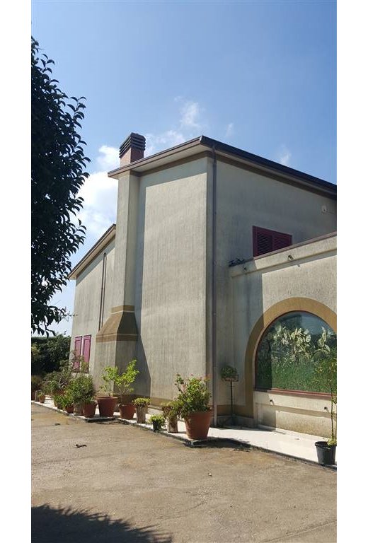 casa indipendente in vendita ad Eboli