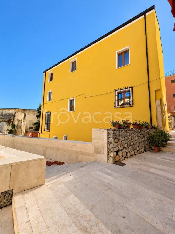 casa indipendente in vendita ad Eboli