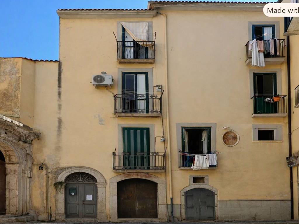 appartamento in vendita ad Eboli