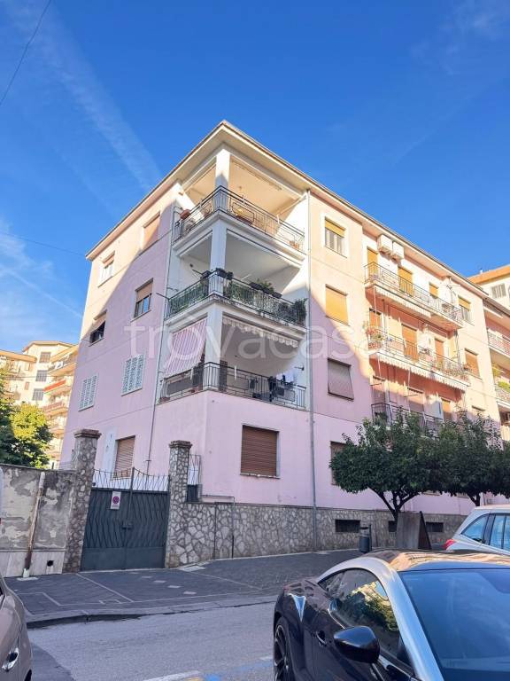 appartamento in vendita ad Eboli